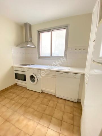 A LOUER APPARTEMENT 2 CHAMBRES AVEC LOGGIA POITIERS - HYPER CENTRE - QUARTIER MAGENTA