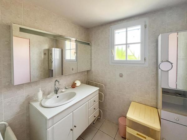 Maison Les Sables d'Olonne Les Nouettes 159.26 m² hab 4 chambres jardin garage
