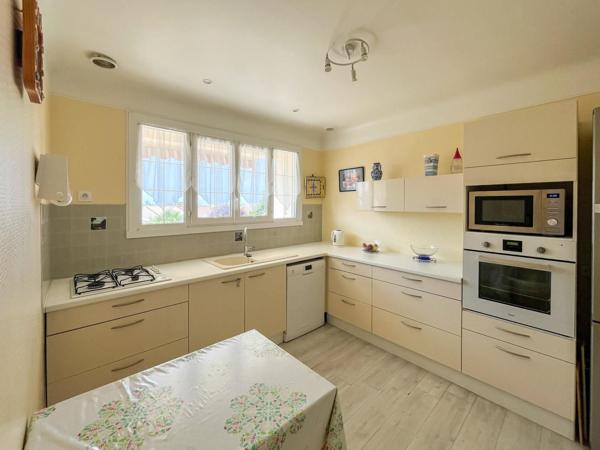 Maison Les Sables d'Olonne Les Nouettes 159.26 m² hab 4 chambres jardin garage