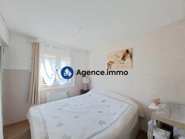 À vendre - Maison traditionnelle, 6 pièces située à Le Lude (72800)