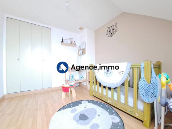 À vendre - Maison traditionnelle, 6 pièces située à Le Lude (72800)