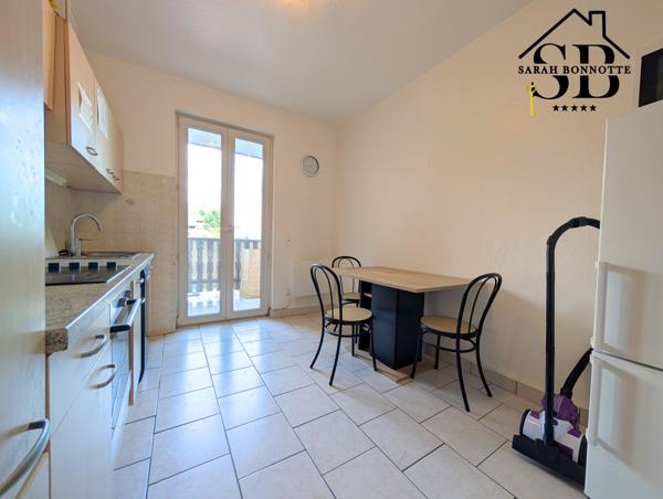 Saint-Louis (68300) SPECIAL INVESTISSEURS, Appt loué en colocation, Centre-ville Saint-Louis