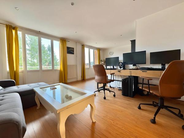 Bel appartement T3 de 68 m² – Résidence calme – Proche de tout ROANNE (42)