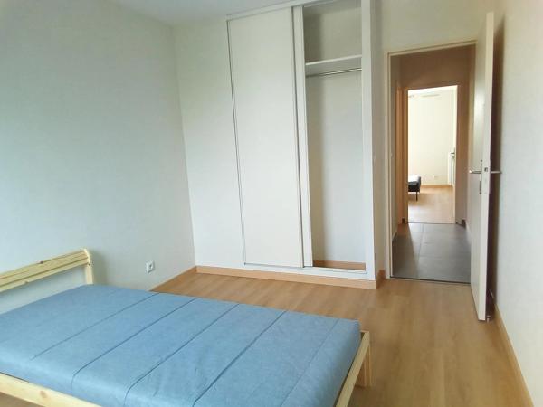 Location                                                      Appartement
                        
                     3 pièces                      66 m2                     à Rosny-sous-Bois