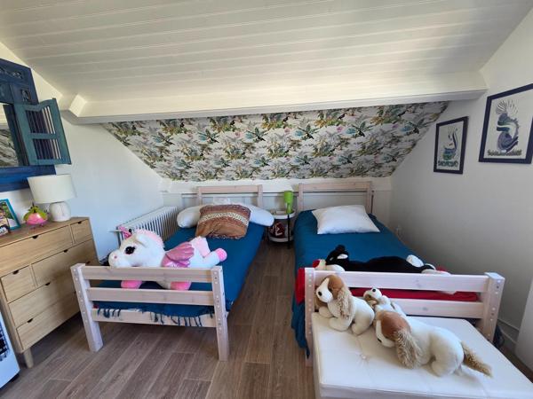 Maison rénovée de 4 chambres avec jardin