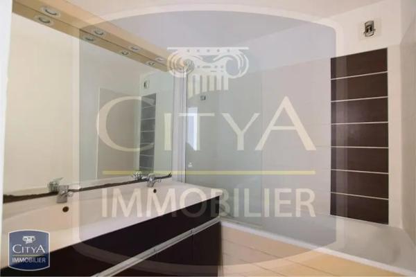 Appartement à louer 3 pièces 53.12m²