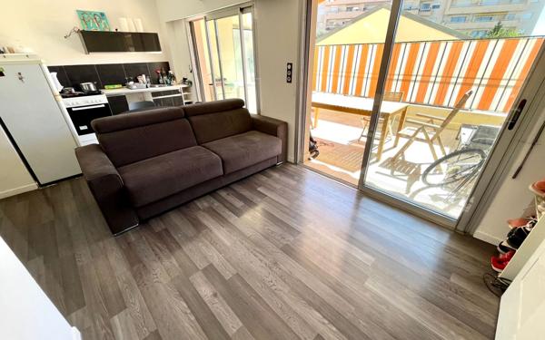 Appartement à vendre    2 pièces • 32 m2 Le Cannet