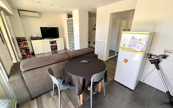 Appartement à vendre    2 pièces • 32 m2 Le Cannet