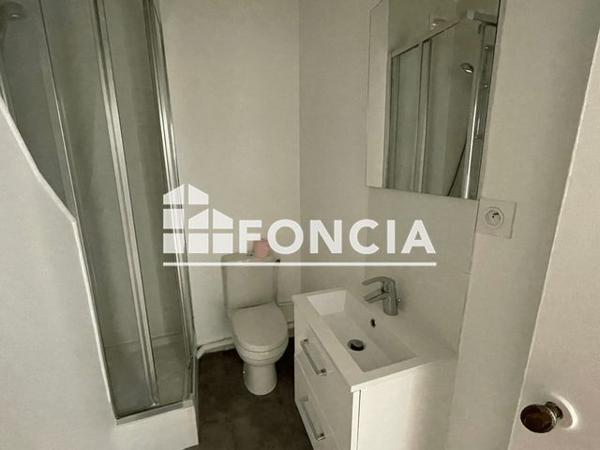 Location Appartement 2 pièces 31.45 m² - 10 RUE DESNOUETTES Paris 75015