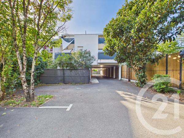 Appartement F3 à vendre  3 pièces - 66,52 m 2   TALENCE  - 33