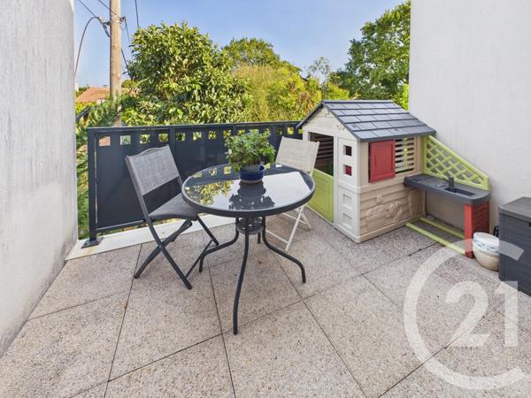 Appartement F3 à vendre  3 pièces - 66,52 m 2   TALENCE  - 33