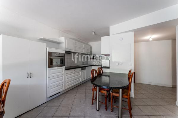 Appartement T2 avec extérieur et place de parking