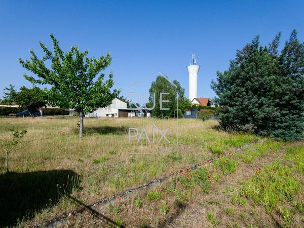 86140 LENCLOITRE Terrain Lencloitre - 334m²