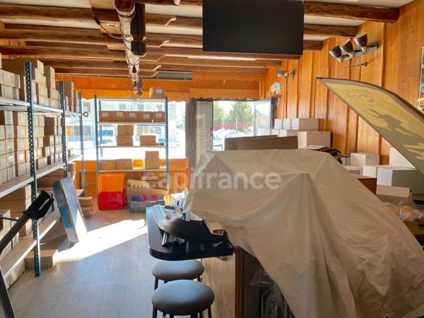 Station de ski La TOUSSUIRE, A vendre Local commercial, bon emplacement