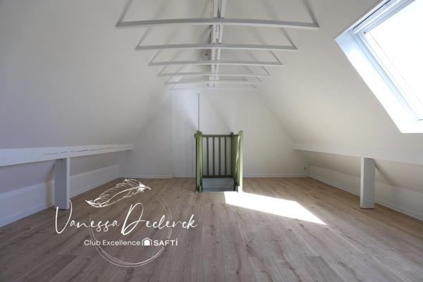 MAISON FAMILIALE 4 CHAMBRES ET 1 BUREAU AVEC JARDIN CLOS