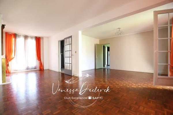 MAISON FAMILIALE 4 CHAMBRES ET 1 BUREAU AVEC JARDIN CLOS