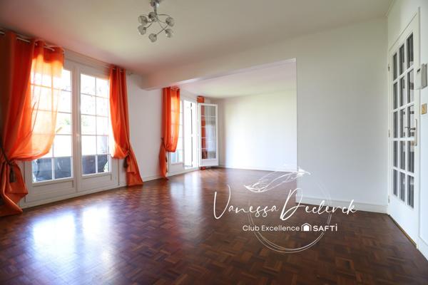 MAISON FAMILIALE 4 CHAMBRES ET 1 BUREAU AVEC JARDIN CLOS