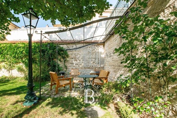 Saint-Germain-en-Laye, Maison 6 Chambres -  295 m² à vendre