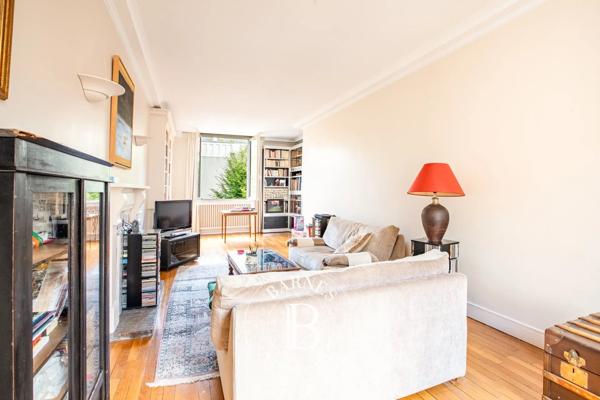 Saint-Germain-en-Laye, Maison 6 Chambres -  295 m² à vendre