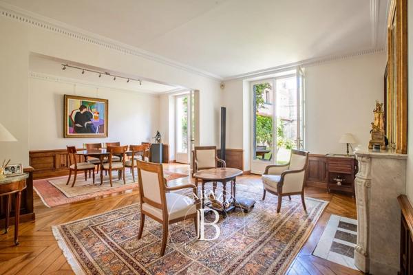Saint-Germain-en-Laye, Maison 6 Chambres -  295 m² à vendre