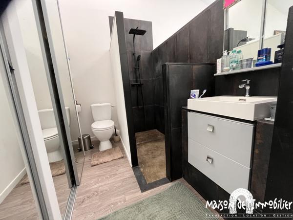 Vente Maison contemporaine de plain-pied - 6 pièces - 139m² - Piscine - COGNAC