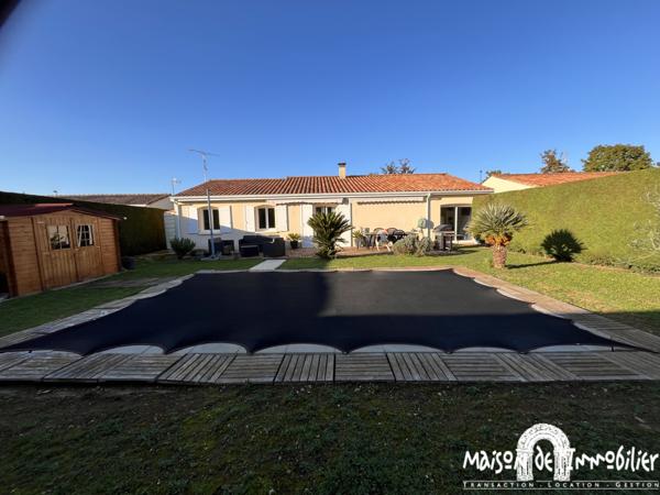 Vente Maison contemporaine de plain-pied - 6 pièces - 139m² - Piscine - COGNAC