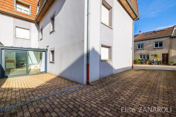 Bel appartement avec faibles charges à Soetrich!