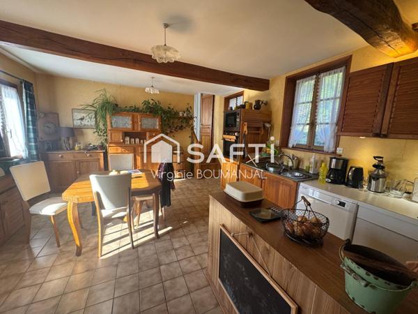 Longère de 116 m2 environ à rénover, 3 chambres.