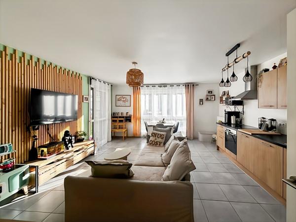 EXCLUSIVITE A CARRIERES SOUS POISSY 3 pièce(s) 62 m2