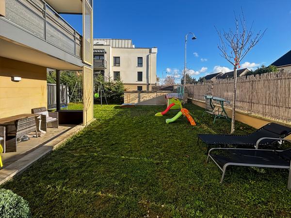 EXCLUSIVITE A CARRIERES SOUS POISSY 3 pièce(s) 62 m2