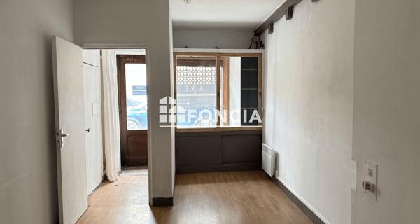 Location Local commercial 1 pièce 22 m² - ÉTampes 91150