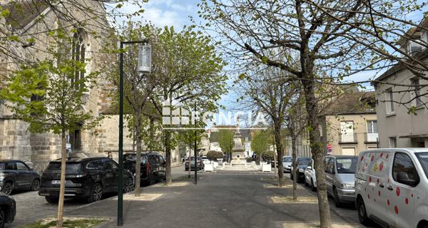 Location Local commercial 1 pièce 22 m² - ÉTampes 91150