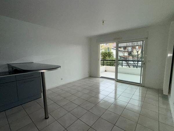 BAYONNE, Beau T3 de 60m² en exclusivité avec 2 places de Parking en sous-sol.BAYONNE, Beau T3 de 60m²  en exclusivité