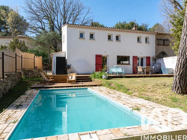Maison à vendre 5 pièces 132 m² Aix-en-Provence