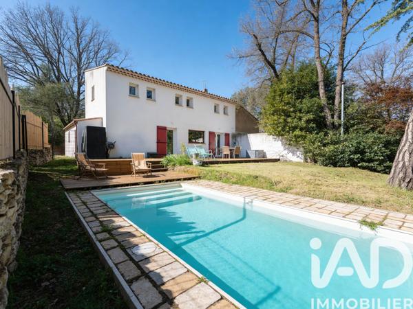 Maison à vendre 5 pièces 132 m² Aix-en-Provence