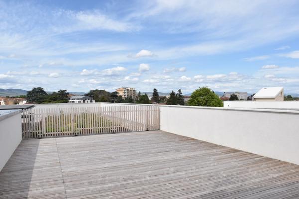 Appartement T3 de 69 m² avec balcon de 16 m²