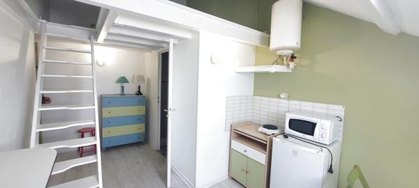 Périgueux (24000) Maison centre ville Périgueux / 7 chambres / 6 salle d'eau / terrasse / véranda