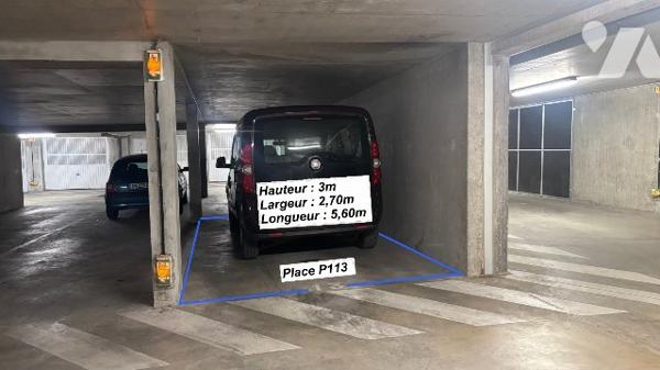 place de parking couverte sécurisée avenue de Golemme à SEYNOD.
