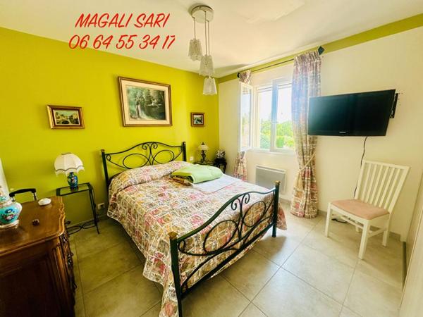 Villa Saint Hilaire De Brethmas 6 pièce(s) 158 m2 + Piscine