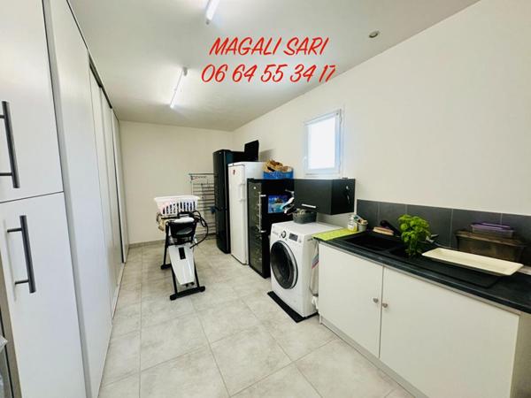 Villa Saint Hilaire De Brethmas 6 pièce(s) 158 m2 + Piscine