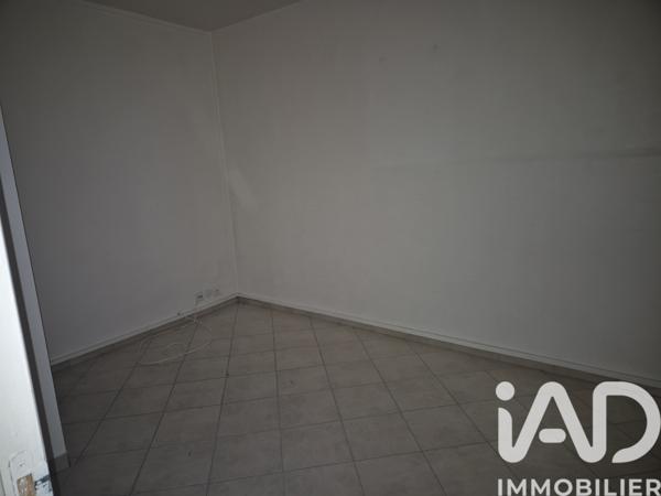 Immeuble à vendre 150 m² Rebais