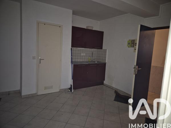 Immeuble à vendre 150 m² Rebais