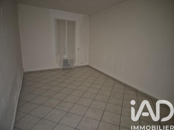 Immeuble à vendre 150 m² Rebais