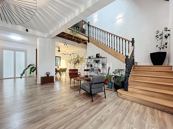 A VENDRE - 20 minutes au SUD de TOULOUSE - Maison atypique de 15 pièces - ESTANTENS