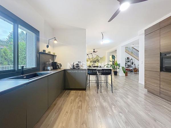 A VENDRE - 20 minutes au SUD de TOULOUSE - Maison atypique de 15 pièces - ESTANTENS