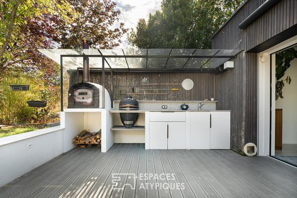 Maison contemporaine avec jardin et terrasse