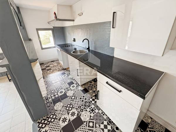 Les Pennes Mirabeau - T4 de 88m2 + dépendance de 39m2 + annexe sur parcelle de 187m2 au calme absolu