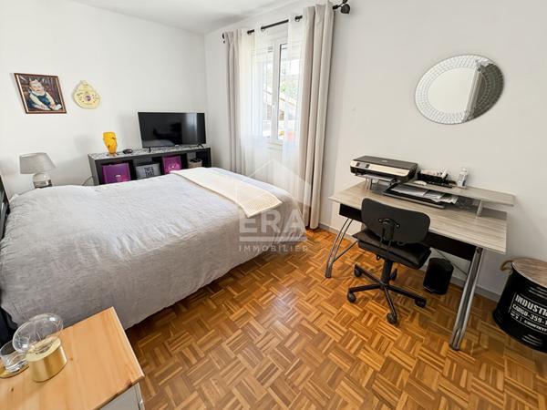 Les Pennes Mirabeau - T4 de 88m2 + dépendance de 39m2 + annexe sur parcelle de 187m2 au calme absolu