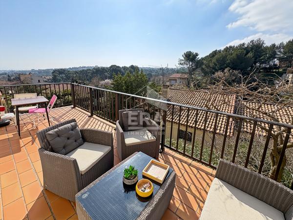 Les Pennes Mirabeau - T4 de 88m2 + dépendance de 39m2 + annexe sur parcelle de 187m2 au calme absolu