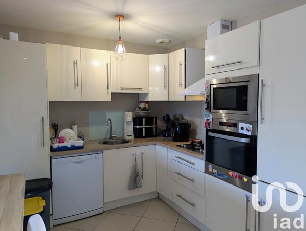 House for sale 7 rooms 107 m² Saint-Seurin-sur-l'Isle